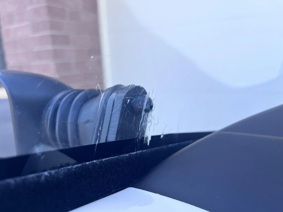 Vehicle image 21 of 31