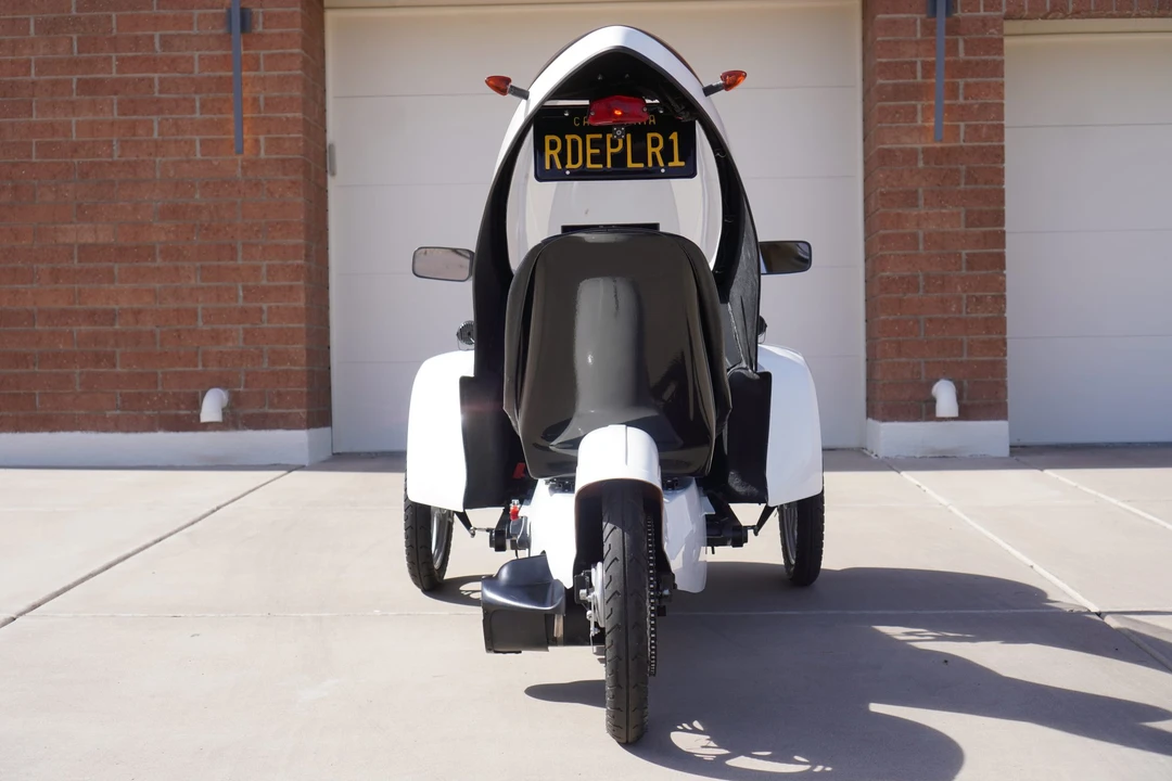 Vehicle image 5 of 31