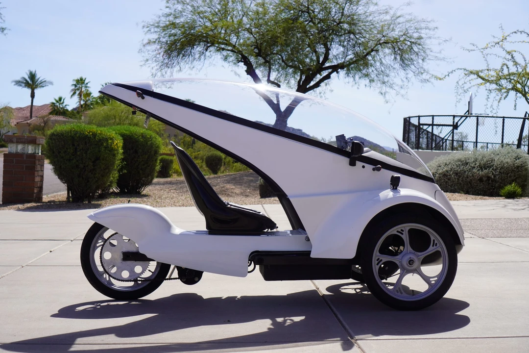 Vehicle image 3 of 31