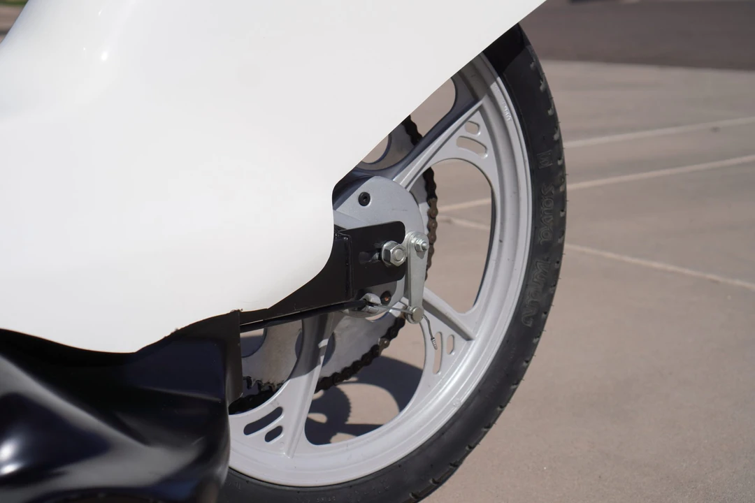Vehicle image 23 of 31