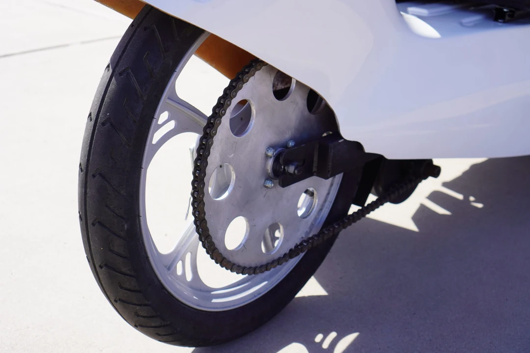 Vehicle image 22 of 31