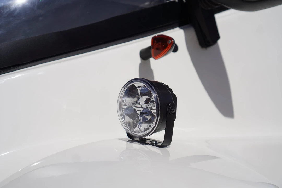 Vehicle image 11 of 31