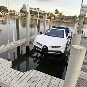 Bugatti Jet Boat