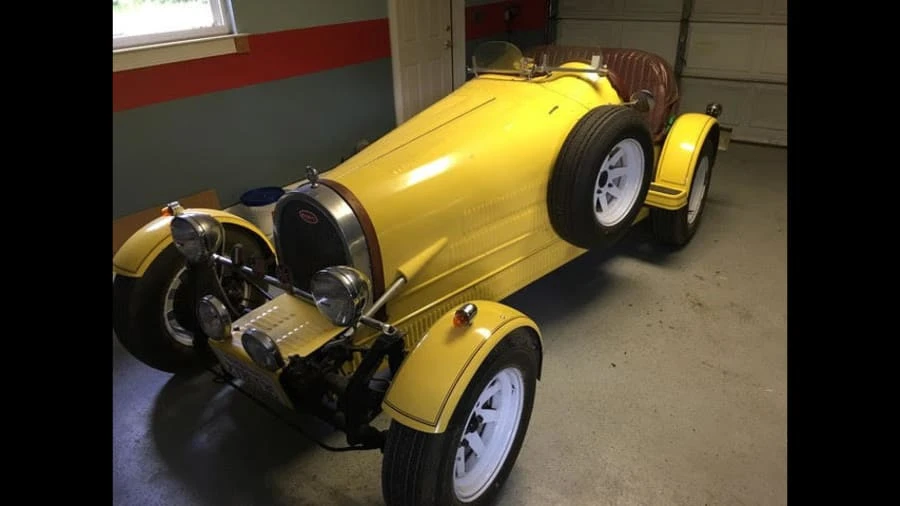 Bugatti - Image 2 of 6