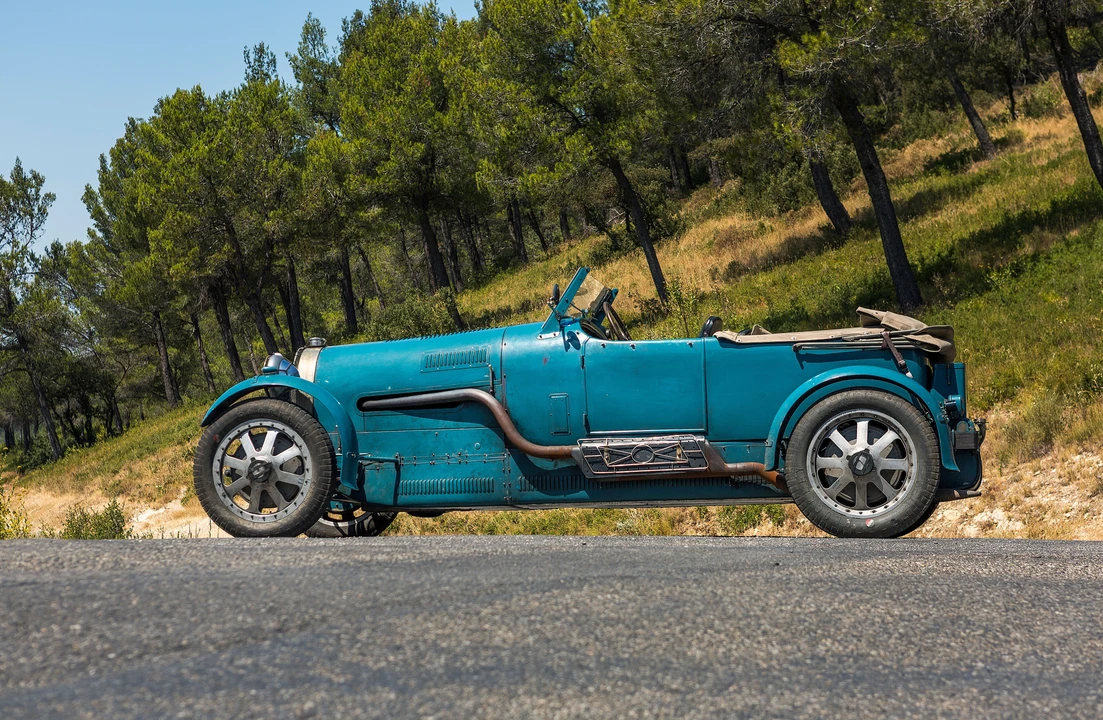 Bugatti - Image 3 of 31