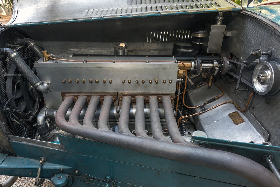 Bugatti - Image 31 of 31