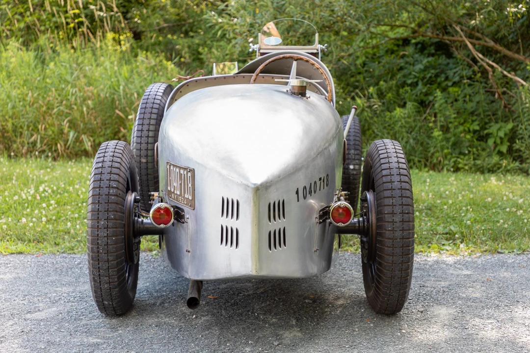 Bugatti - Image 8 of 31