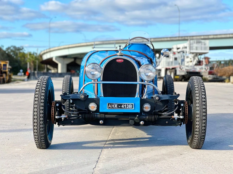 Bugatti - Image 28 of 31