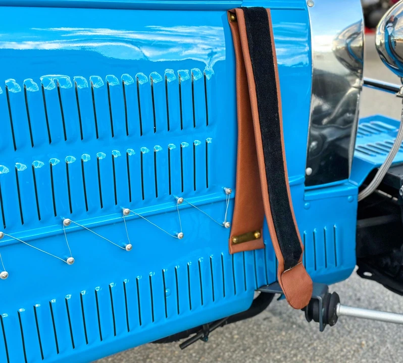 Bugatti - Image 31 of 31