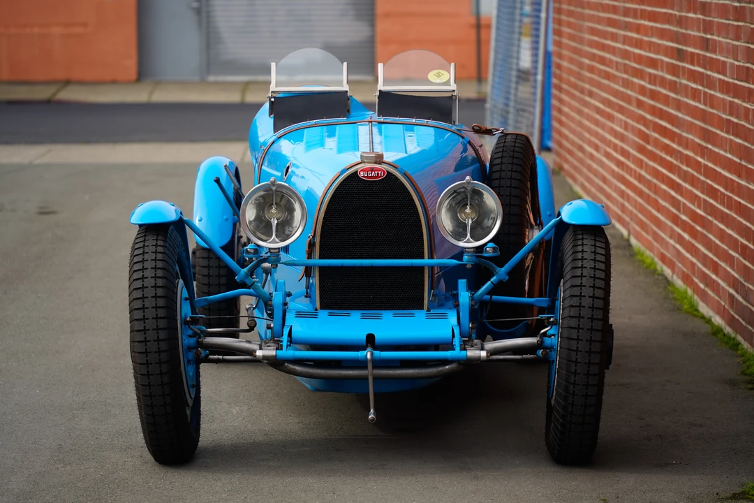Bugatti - Image 16 of 31