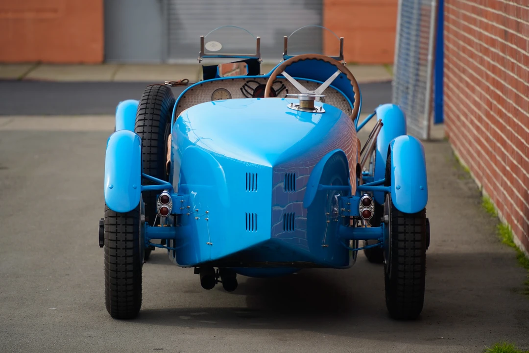 Bugatti - Image 22 of 31