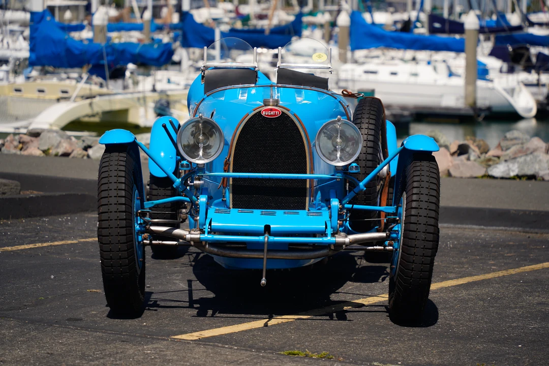 Bugatti - Image 2 of 31