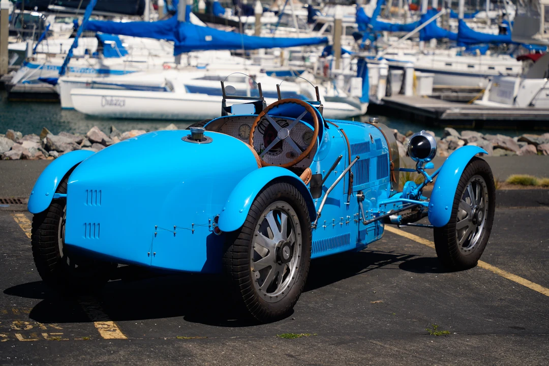 Bugatti - Image 11 of 31