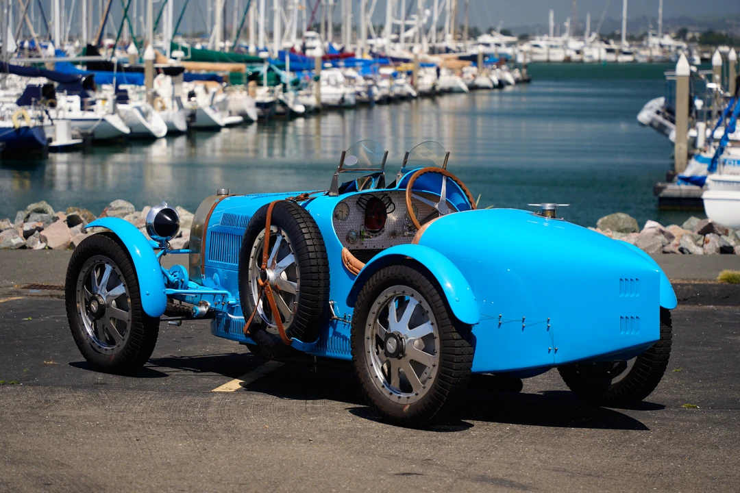 Bugatti - Image 12 of 31