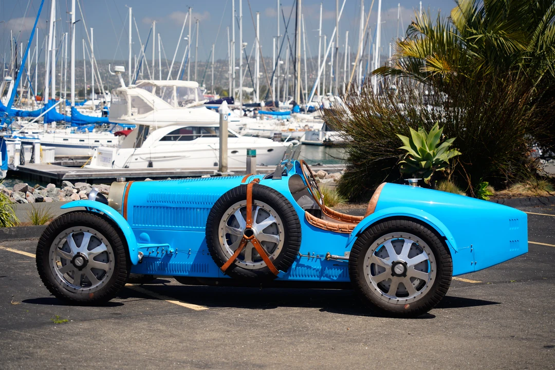 Bugatti - Image 13 of 31