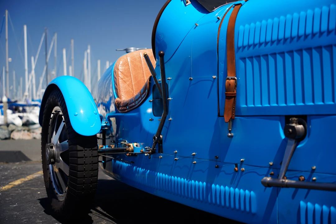 Bugatti - Image 30 of 31