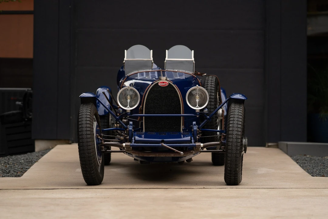 Bugatti - Image 18 of 31