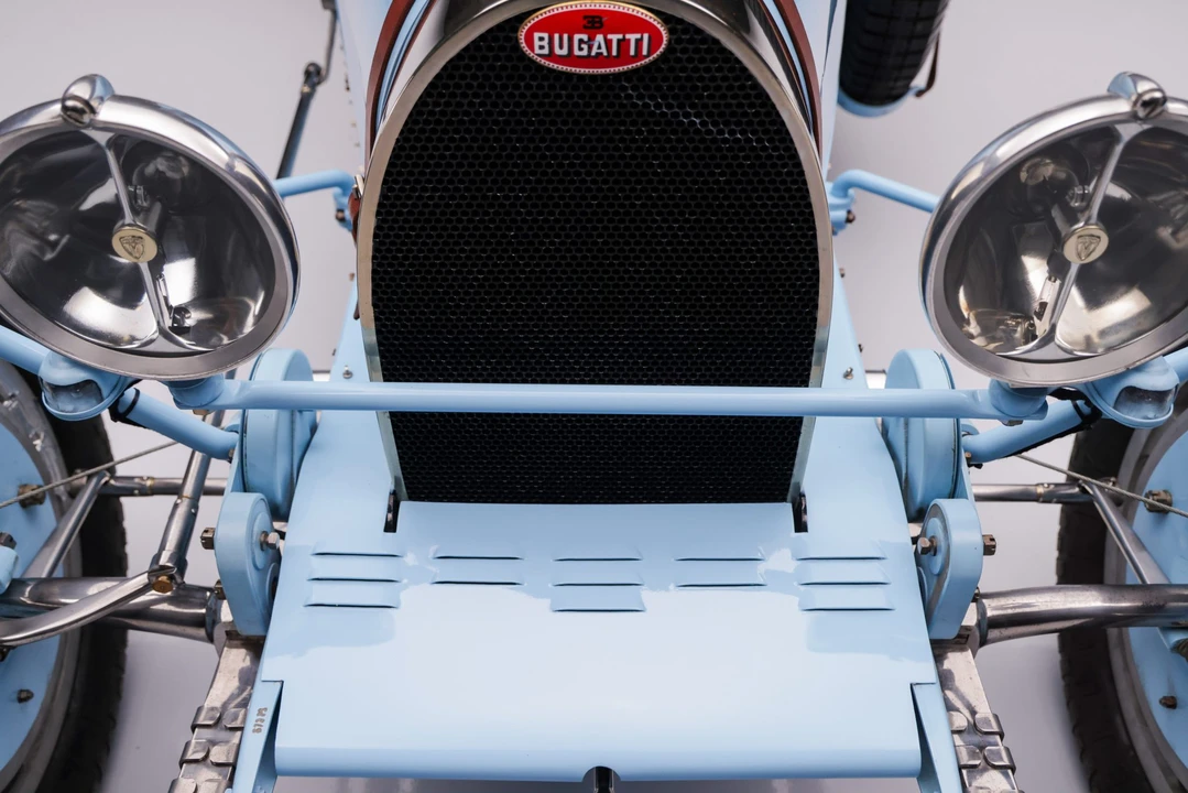 Bugatti - Image 30 of 31