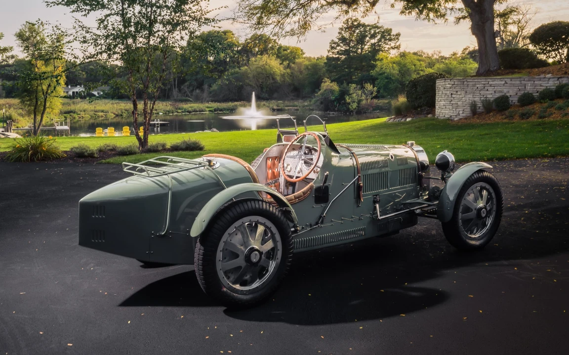 Bugatti - Image 27 of 31