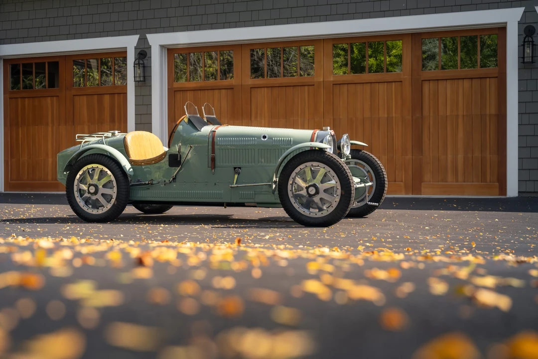 Bugatti - Image 20 of 31