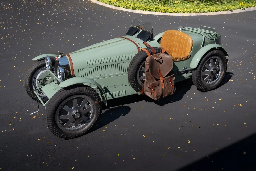 Bugatti - Image 7 of 31