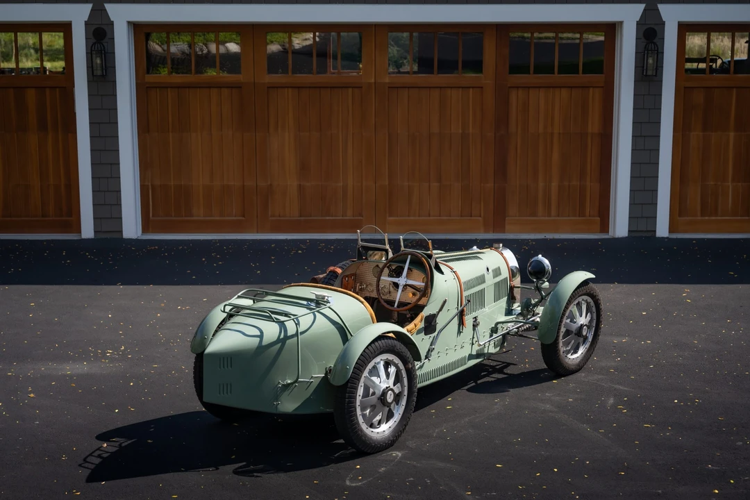 Bugatti - Image 29 of 31