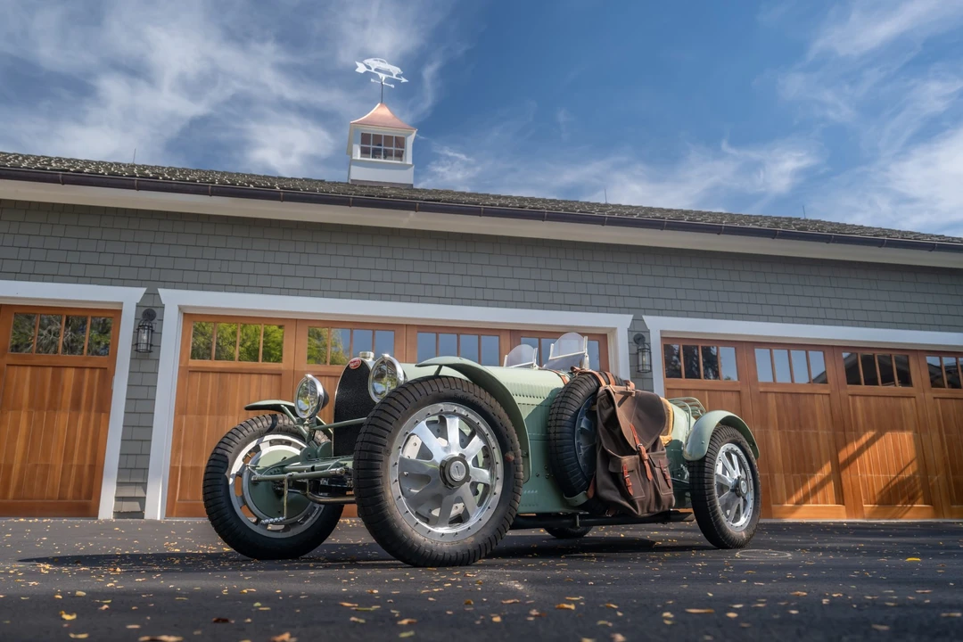 Bugatti - Image 5 of 31
