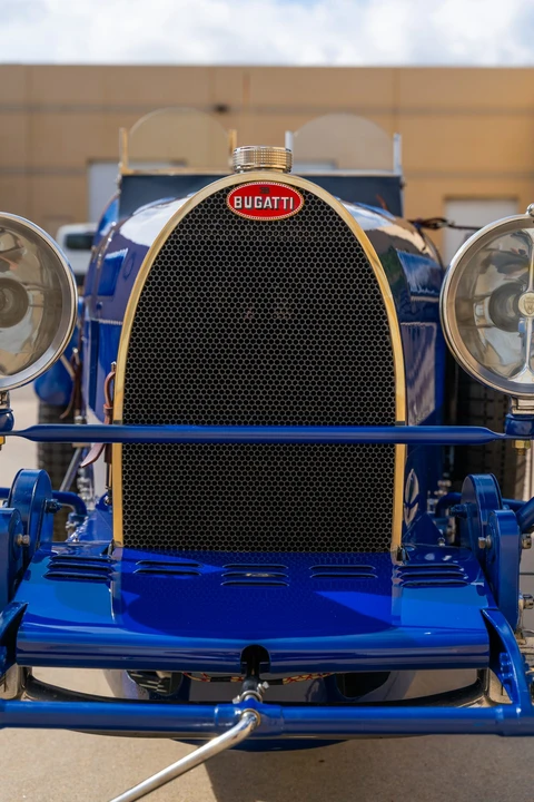 Bugatti - Image 31 of 31