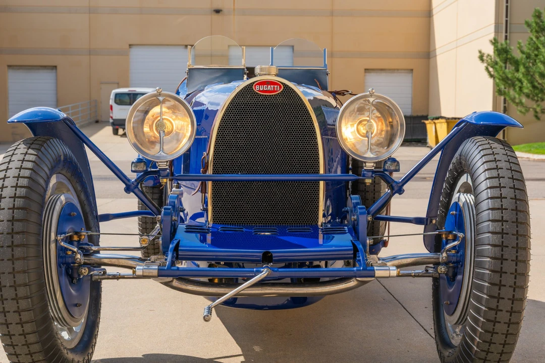 Bugatti - Image 13 of 31