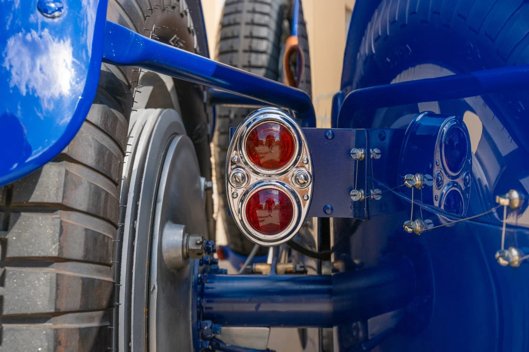 Bugatti - Image 20 of 31
