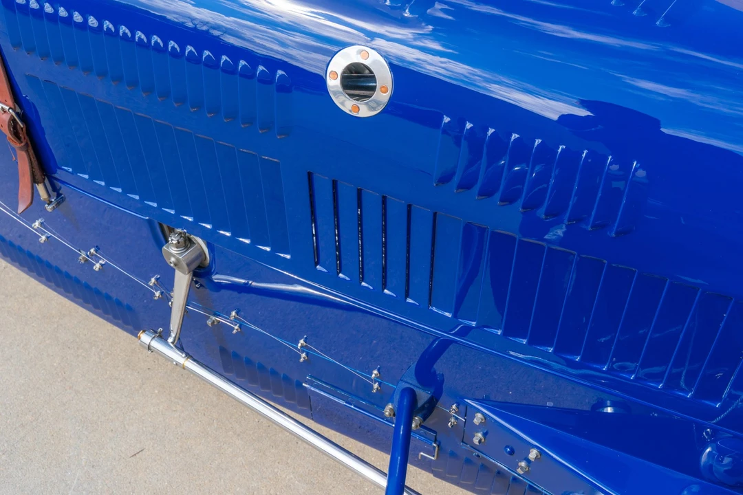 Bugatti - Image 28 of 31