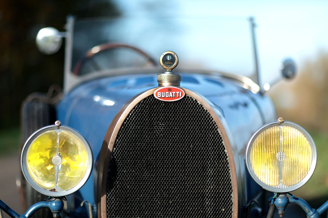 Bugatti - Image 13 of 31