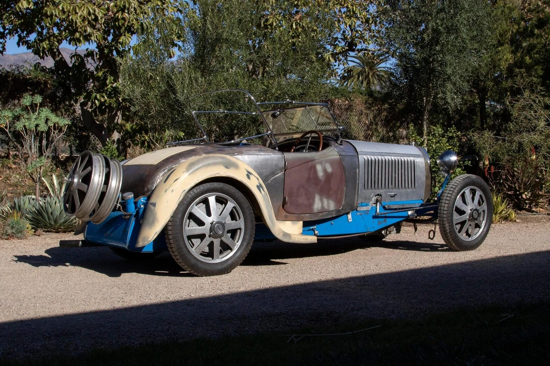 Bugatti - Image 11 of 31