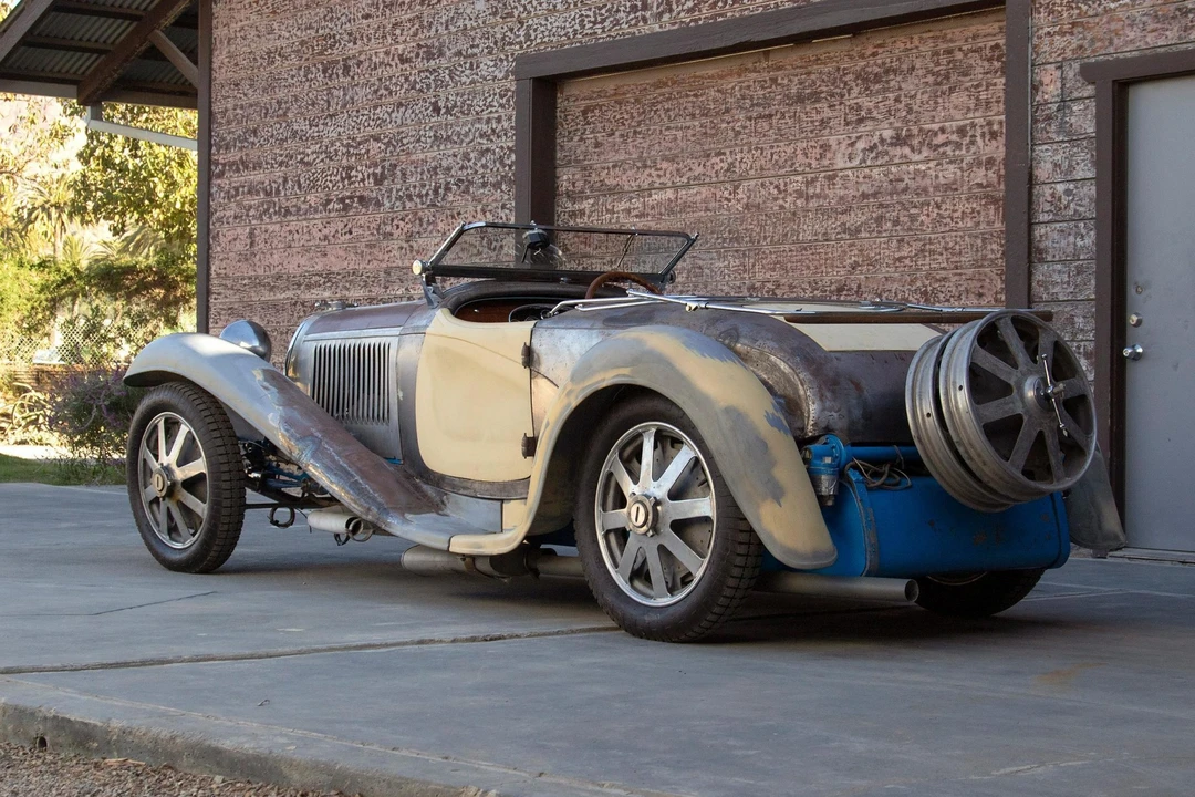 Bugatti - Image 20 of 31