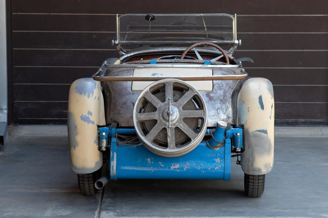 Bugatti - Image 22 of 31