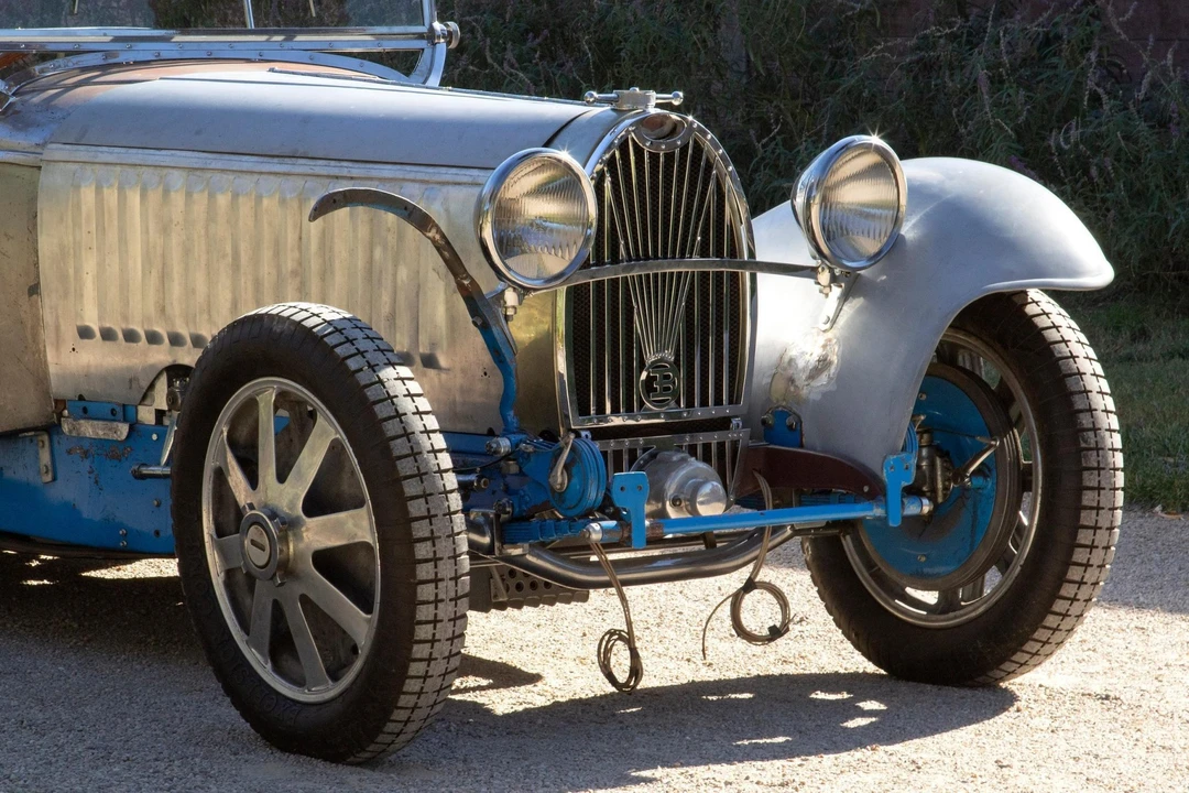 Bugatti - Image 29 of 31