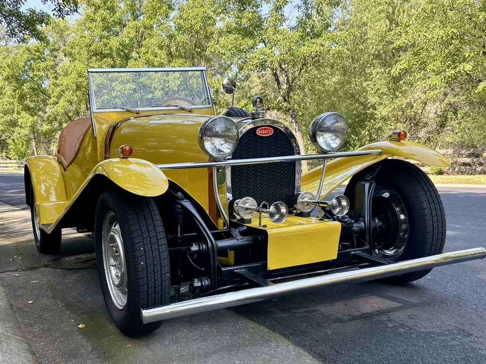 Bugatti - Image 12 of 31