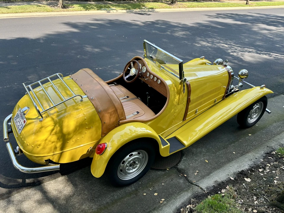 Bugatti - Image 9 of 31
