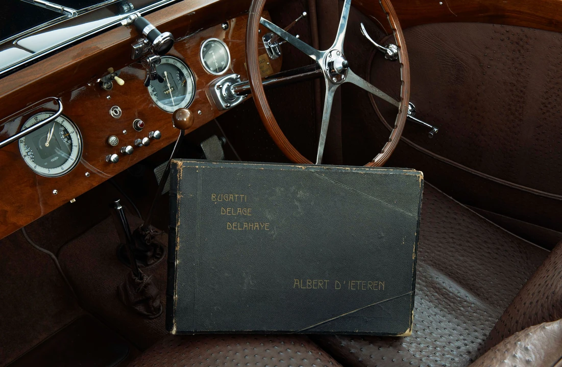 Bugatti - Image 11 of 11