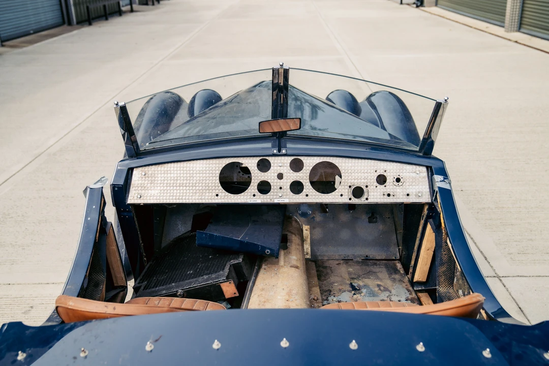 Bugatti - Image 24 of 31