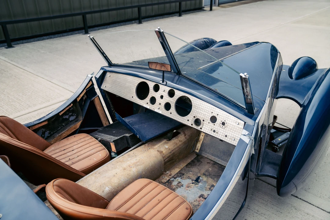 Bugatti - Image 23 of 31