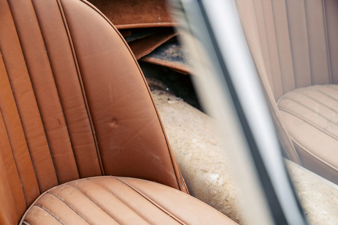 Bugatti - Image 14 of 31