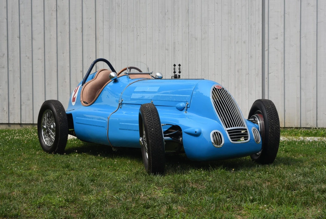 Bugatti - Image 5 of 31