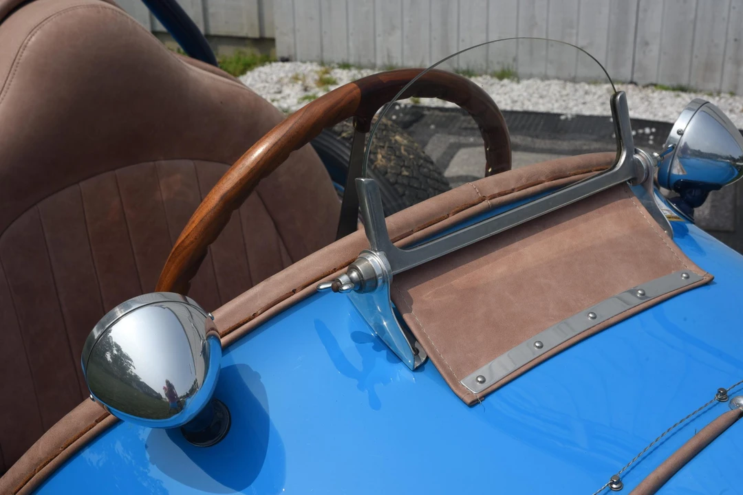 Bugatti - Image 22 of 31