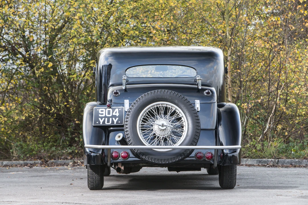 Bugatti - Image 8 of 28