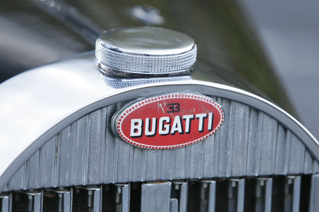 Bugatti - Image 24 of 28