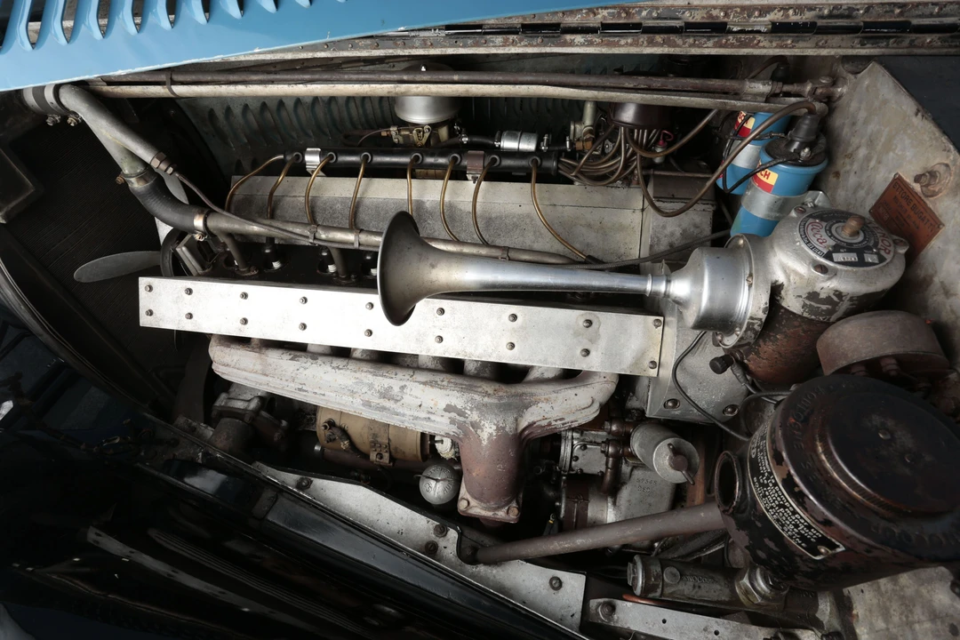 Bugatti - Image 20 of 28