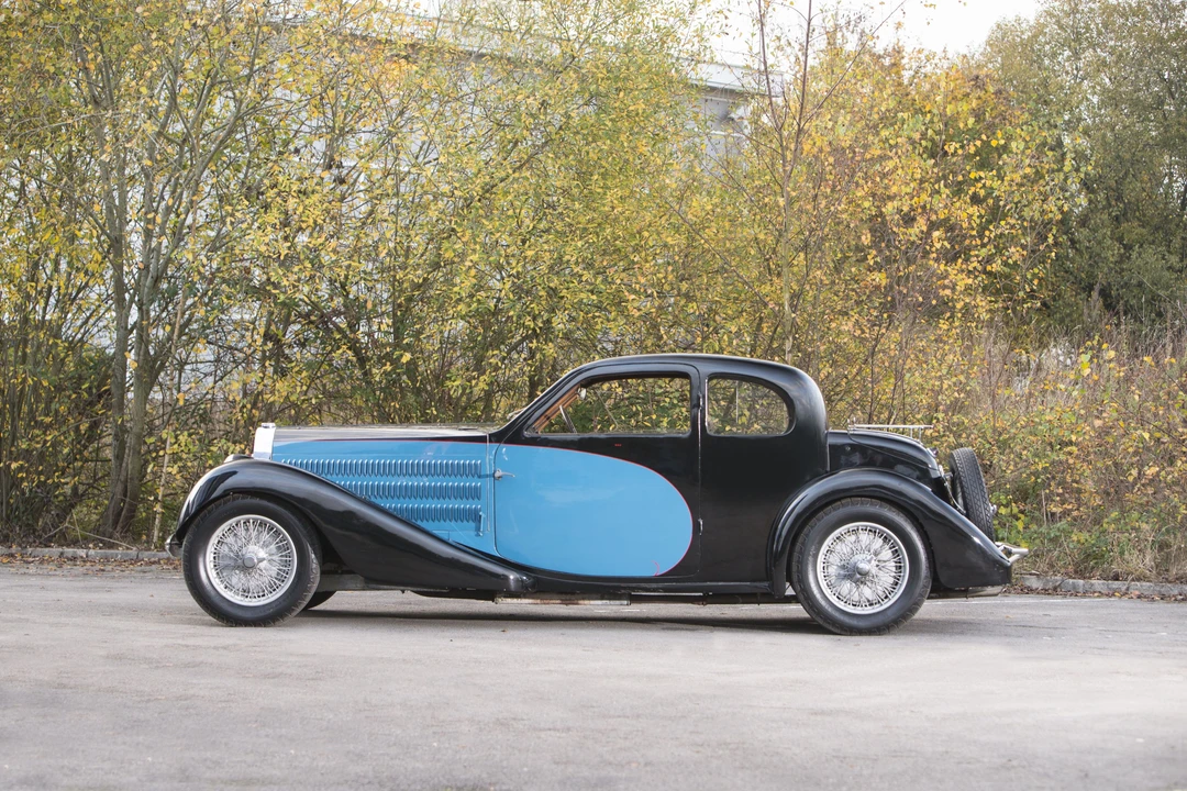 Bugatti - Image 7 of 28