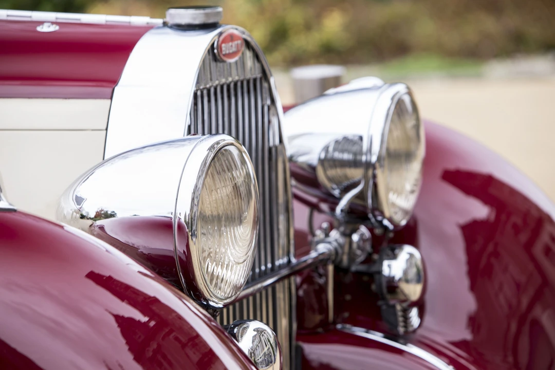 Bugatti - Image 18 of 31