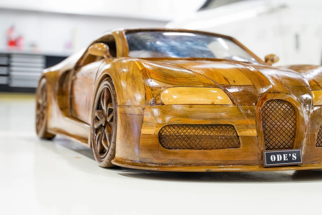 Parts & Memorabilia Scale Models - Image 4 of 7